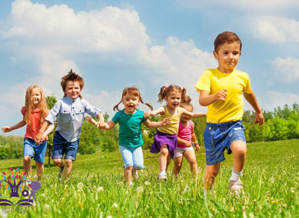 تأثیر ارتباط والدین و فرزندان در افزایش شادی کودک