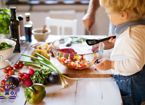 چطور کودکان را در آشپزی شریک کنیم